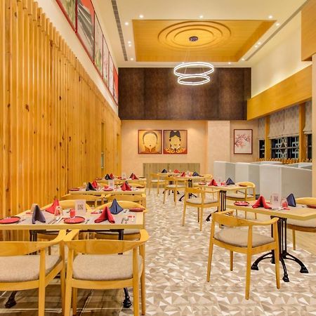 Lemon Tree Premier, Bhubaneswar Hotel Exterior photo