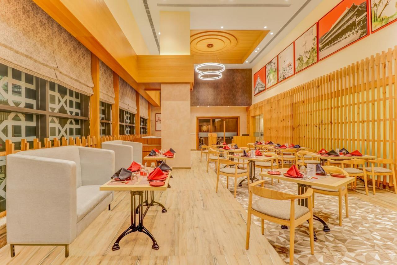 Lemon Tree Premier, Bhubaneswar Hotel Exterior photo