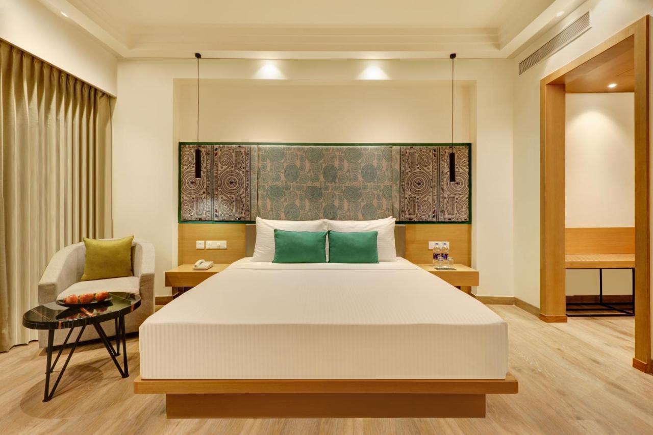 Lemon Tree Premier, Bhubaneswar Hotel Exterior photo