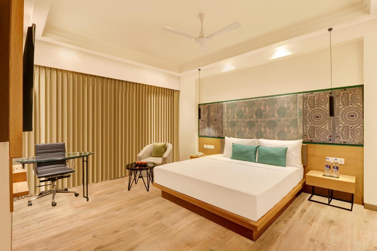 Lemon Tree Premier, Bhubaneswar Hotel Exterior photo